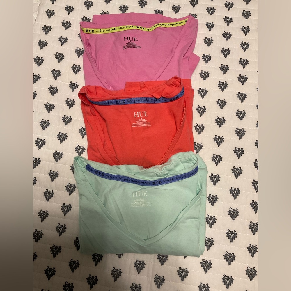 Hue Women's Short Sleeve V neck tee Set - Pink, Red, Green